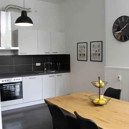 Grosszuegiges Im Zentrum Mit 2 Betten * Paderborn