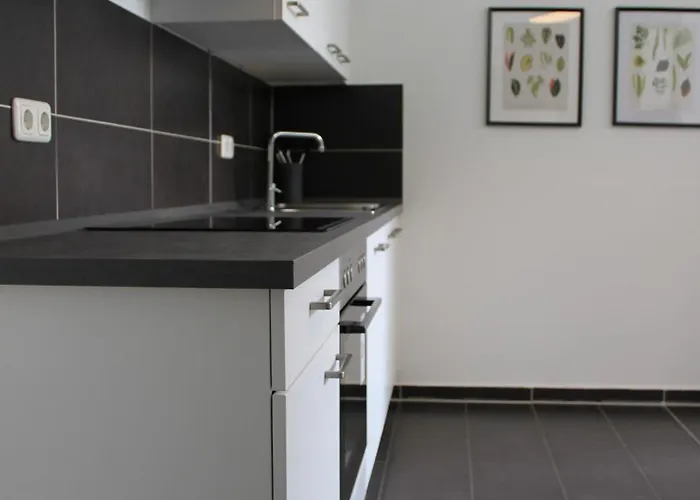 Homestay Grosszuegiges Im Zentrum Mit 2 Betten *