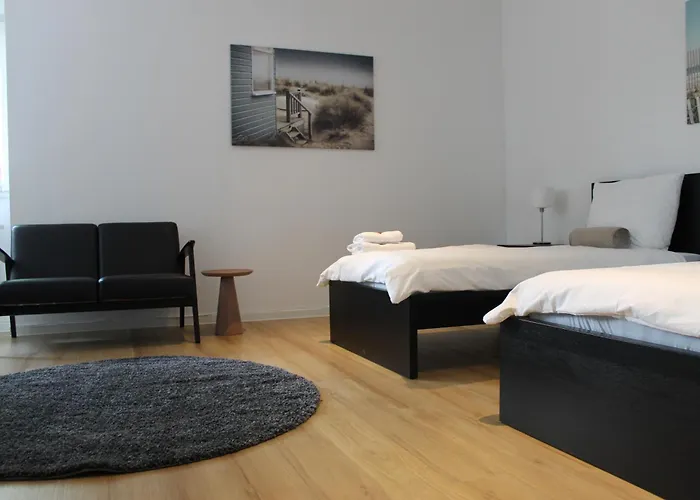 Homestay Grosszuegiges Im Zentrum Mit 2 Betten *